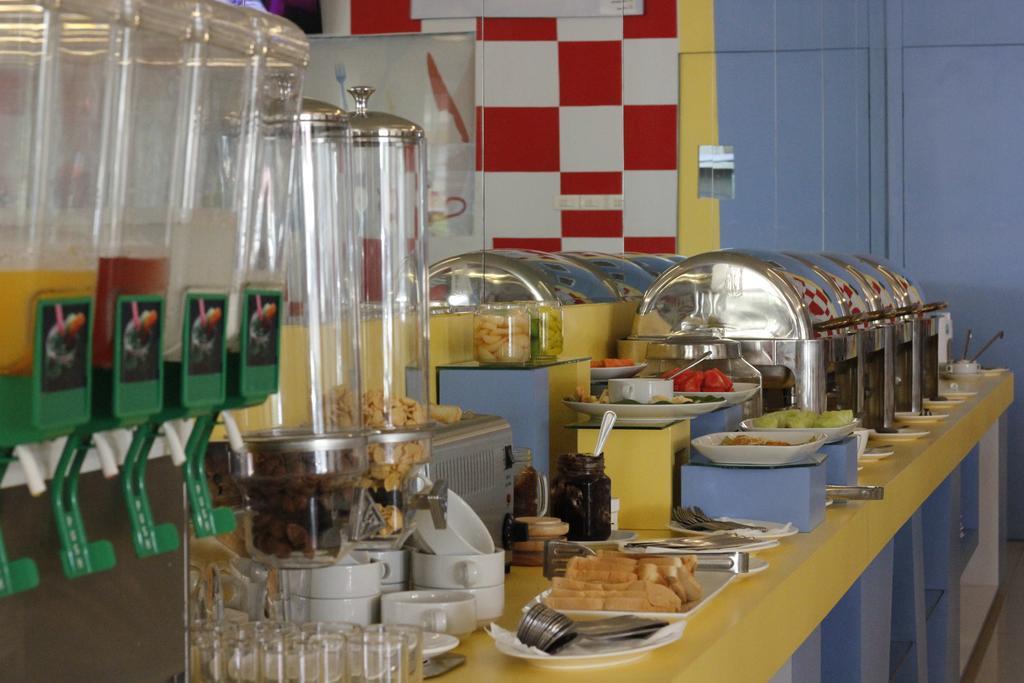 Sinar Sport Hotel Bengkulu Extérieur photo