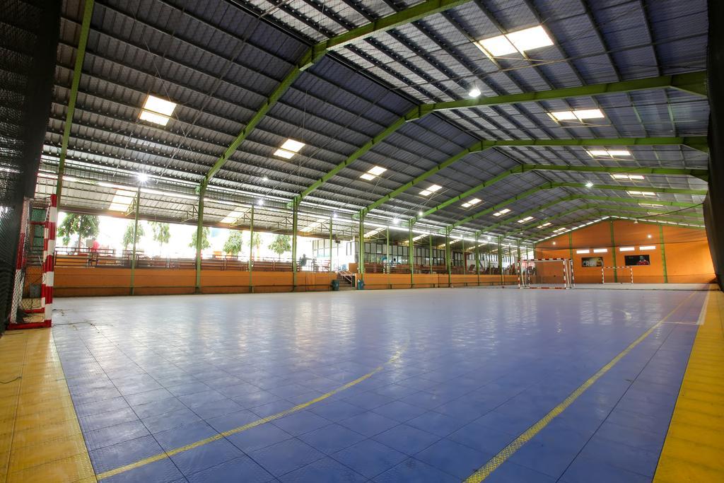 Sinar Sport Hotel Bengkulu Extérieur photo
