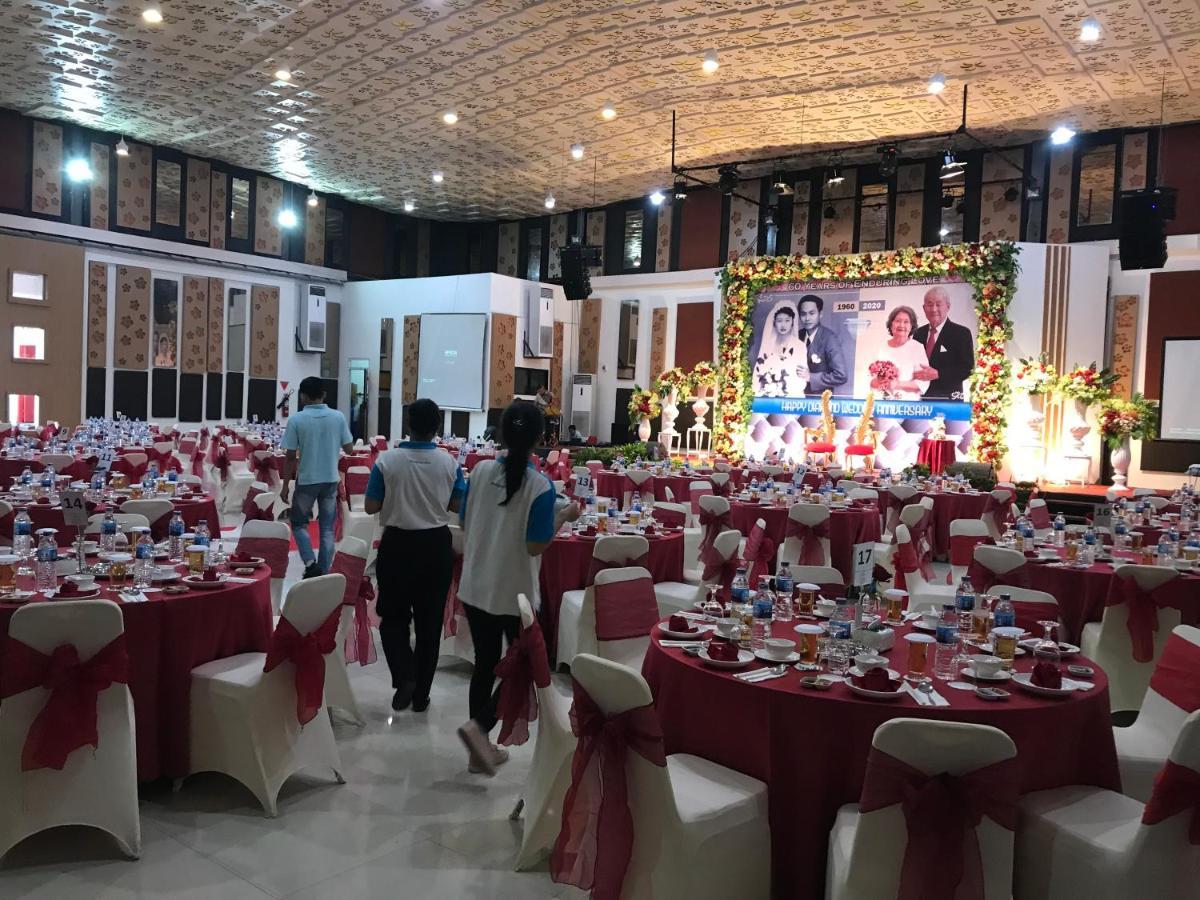Sinar Sport Hotel Bengkulu Extérieur photo